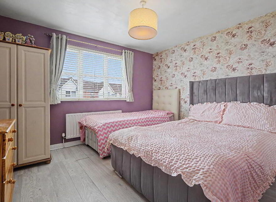 100 Good Shepherd Glen, Londonderry, BT47 2GA