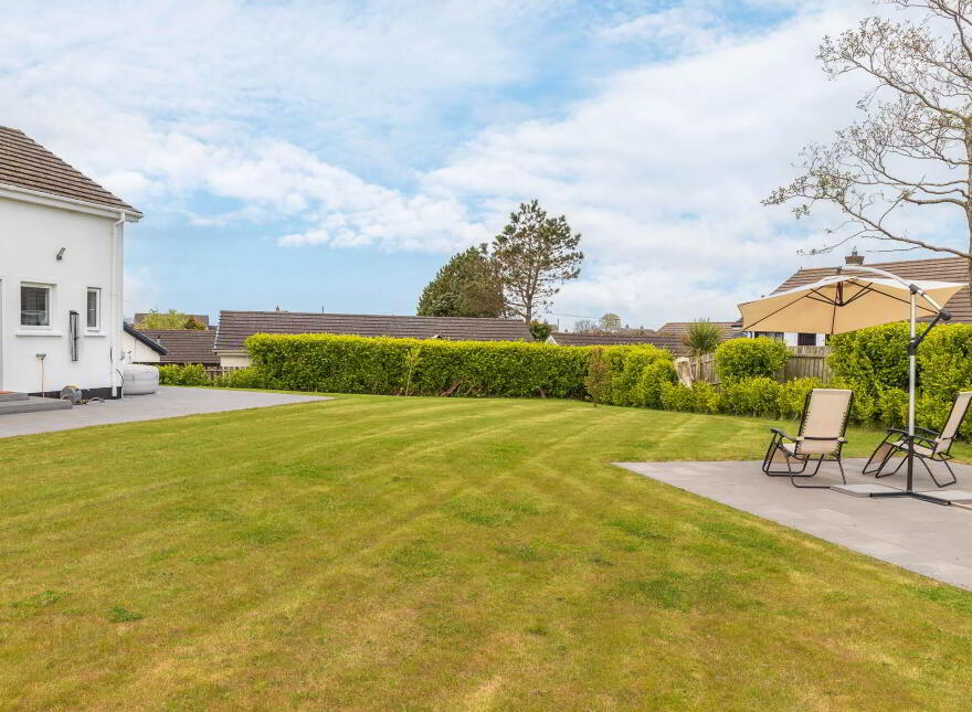 10 Meadowbrook, Islandmagee, Larne, BT40 3UG