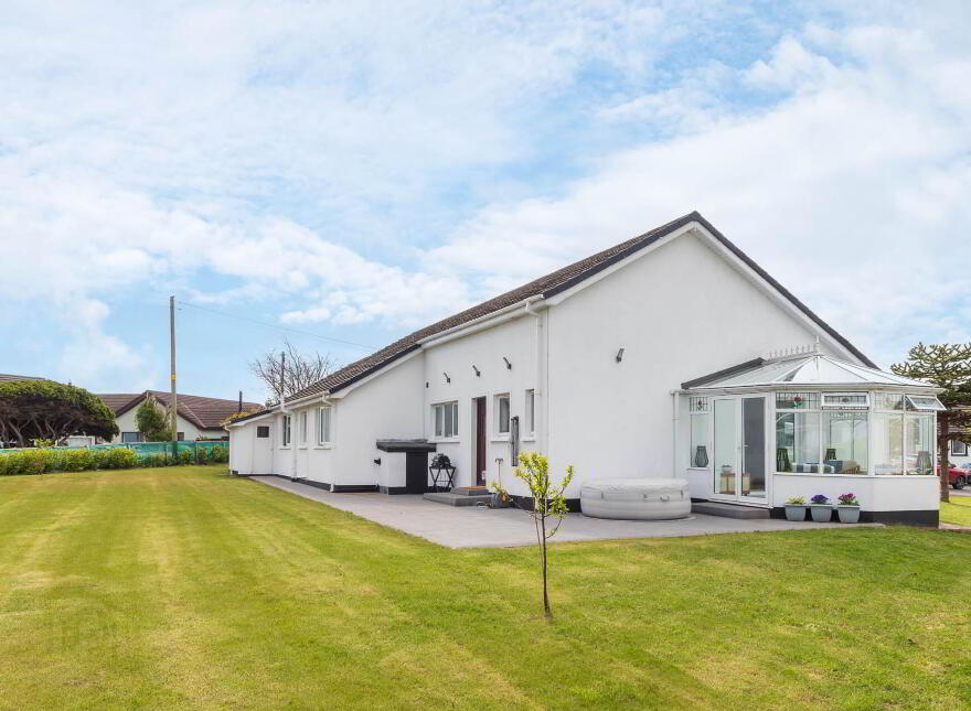 10 Meadowbrook, Islandmagee, Larne, BT40 3UG