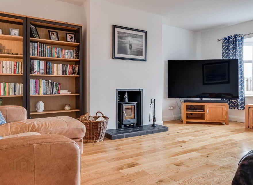 10 Meadowbrook, Islandmagee, Larne, BT40 3UG