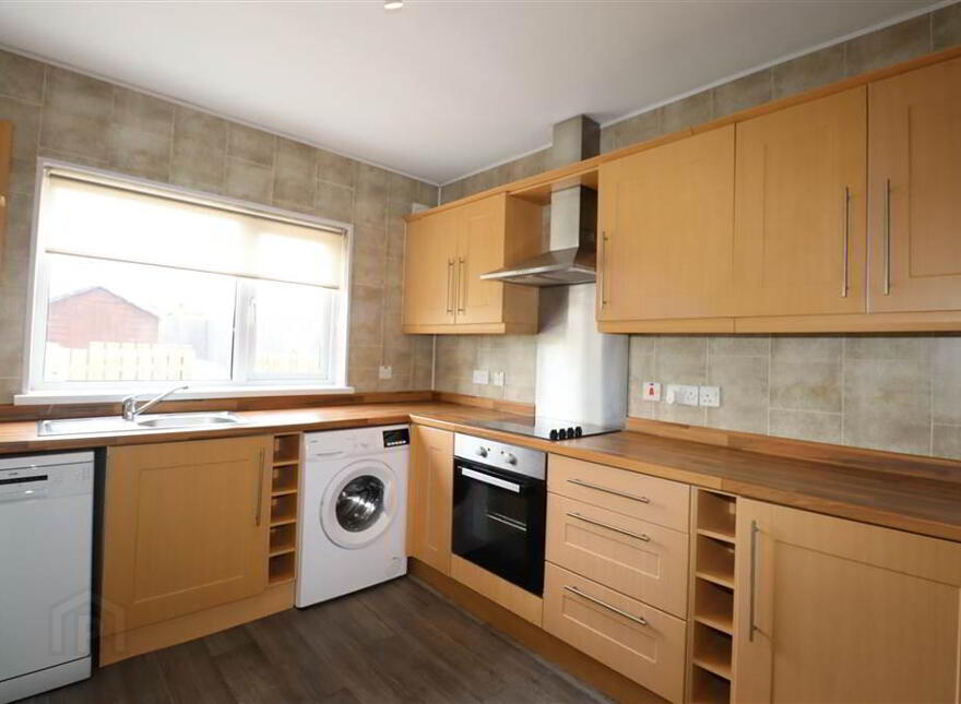 61 Ballynahinch Road, Lisburn, BT27 5EY