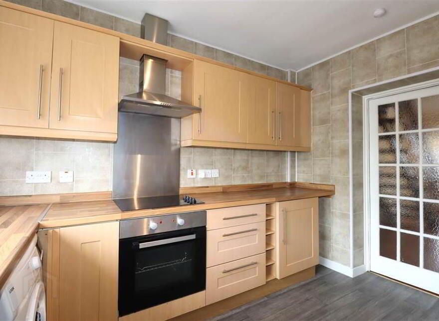 61 Ballynahinch Road, Lisburn, BT27 5EY