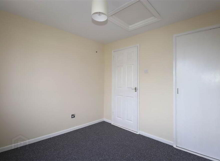 61 Ballynahinch Road, Lisburn, BT27 5EY