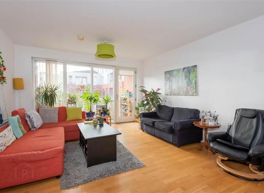 Apt 17 The Hull Building, 35 Annadale Crescent, Belfast, BT7 3NE