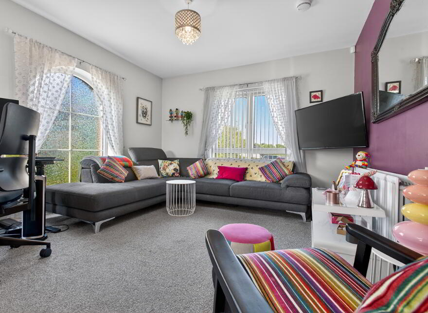 2 Haughtons Hall, Cullybackey, Ballymena, BT42 1FT