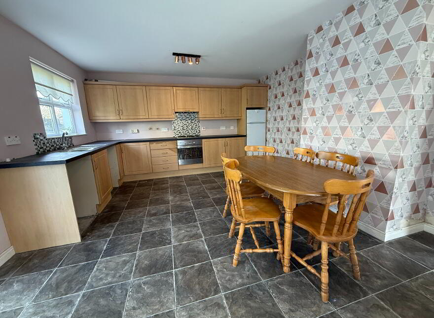 21 Elmwood Green, Castlederg, BT81 7GY
