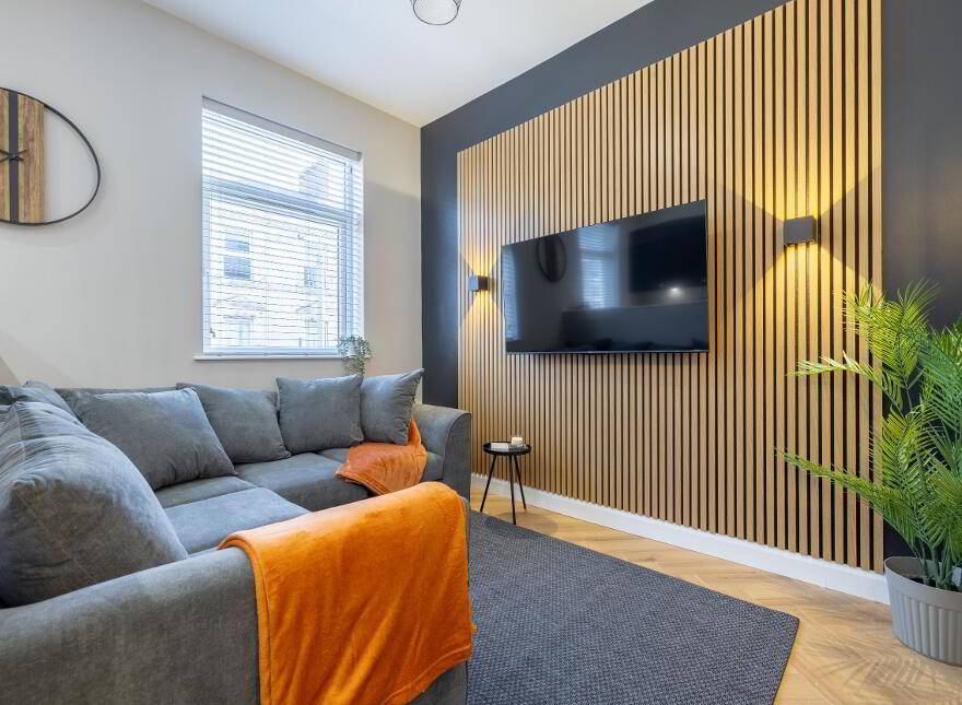 Dunluce Avenue, Belfast, BT9 7AY