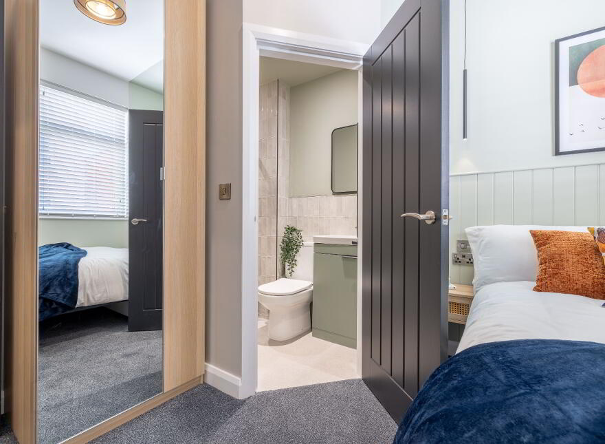 Dunluce Avenue, Belfast, BT9 7AY