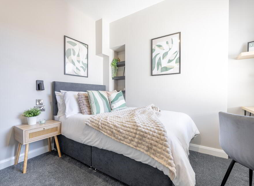Dunluce Avenue, Belfast, BT9 7AY