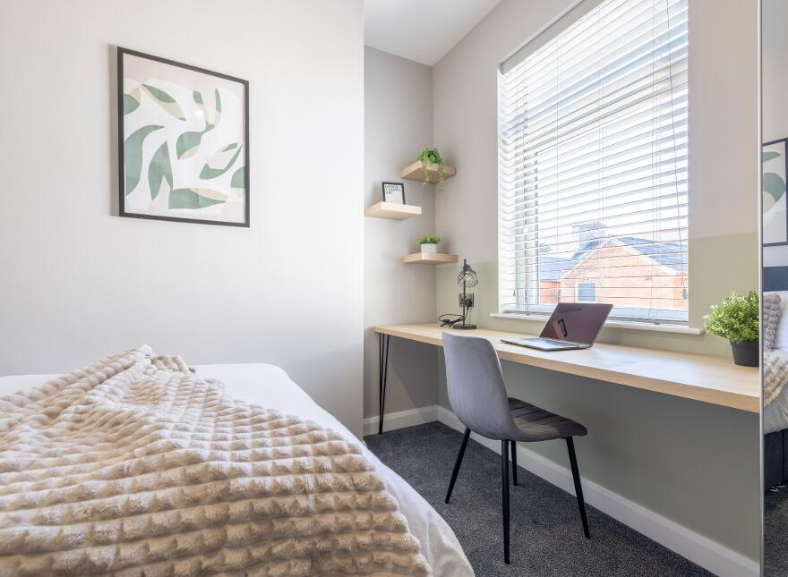 Dunluce Avenue, Belfast, BT9 7AY