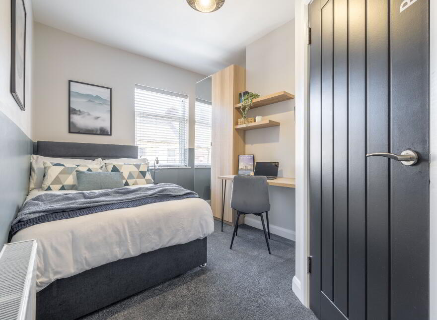 Dunluce Avenue, Belfast, BT9 7AY