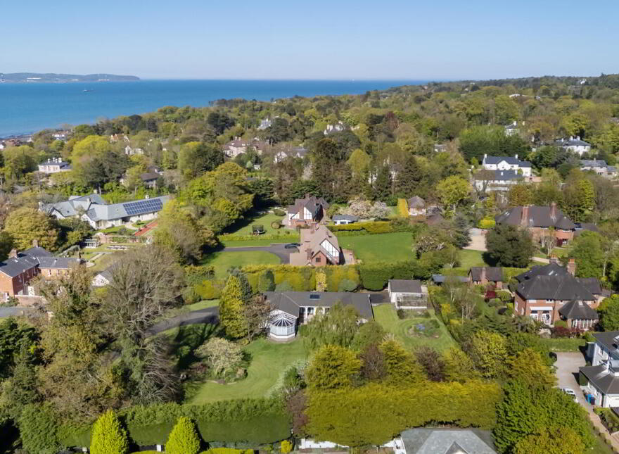 27 Cultra Avenue, Cultra, Holywood, BT18 0AZ