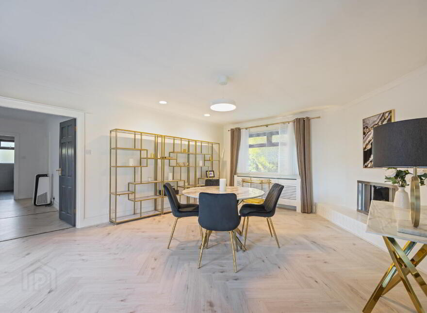 27 Cultra Avenue, Cultra, Holywood, BT18 0AZ