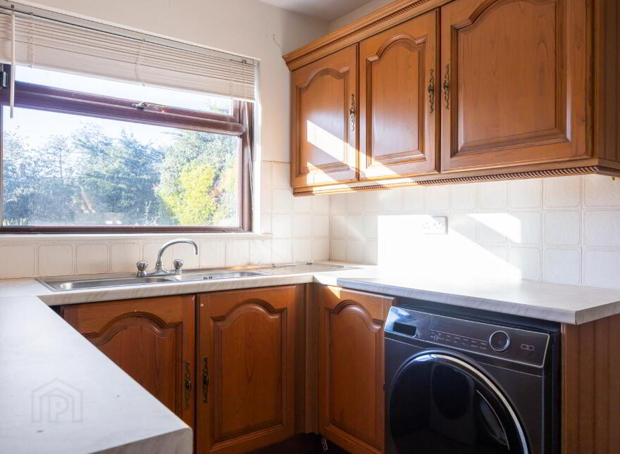 27 Cultra Avenue, Cultra, Holywood, BT18 0AZ
