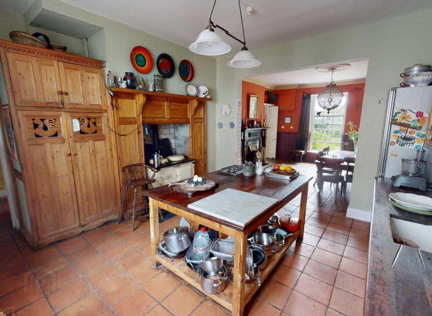 Lawnakilla House, Irvinestown Road, Enniskillen, BT74 6GS