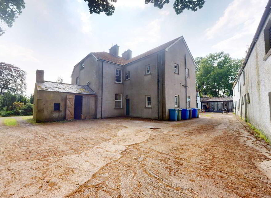 Lawnakilla House, Irvinestown Road, Enniskillen, BT74 6GS
