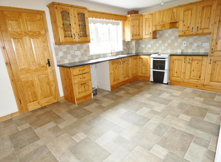 8 Forthill Park, Newtownstewart, Strabane, BT78 4BX