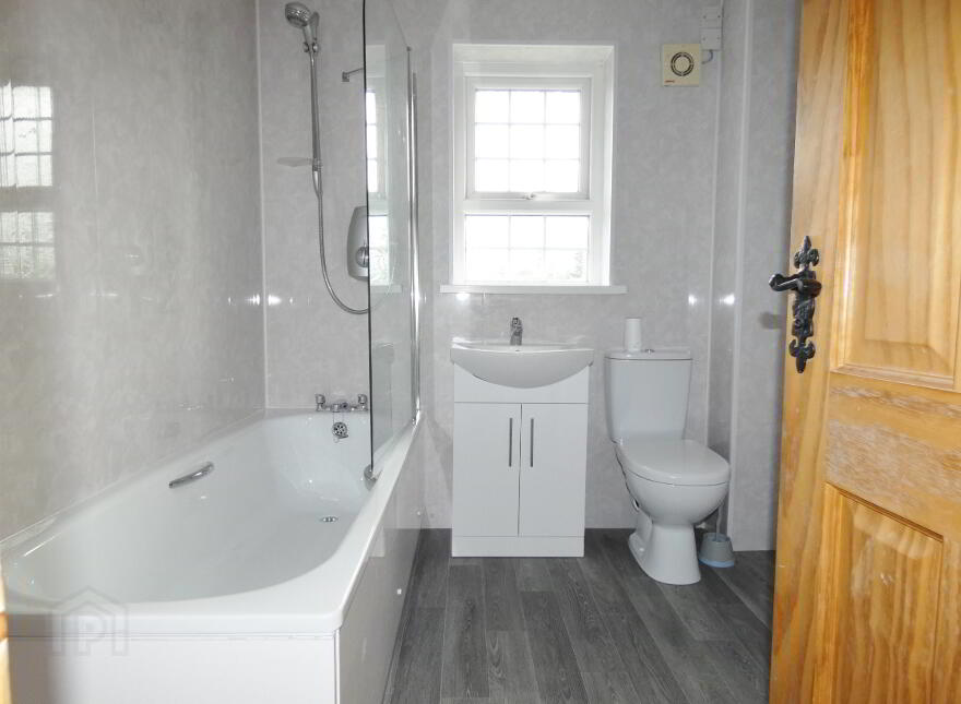 8 Forthill Park, Newtownstewart, Strabane, BT78 4BX