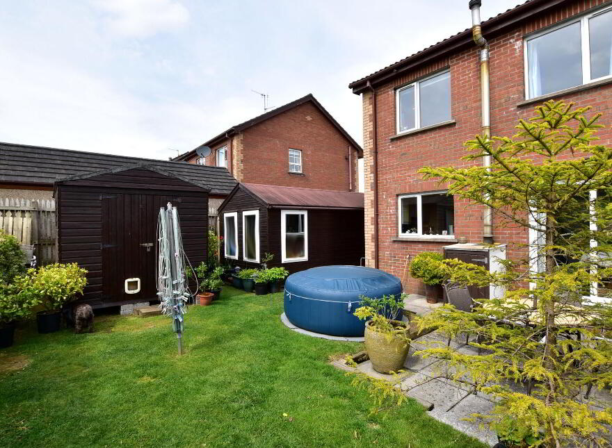 30 Ashcroft Close, Lower Ballinderry, Lisburn, BT28 2AZ