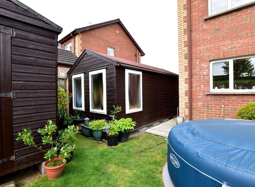 30 Ashcroft Close, Lower Ballinderry, Lisburn, BT28 2AZ