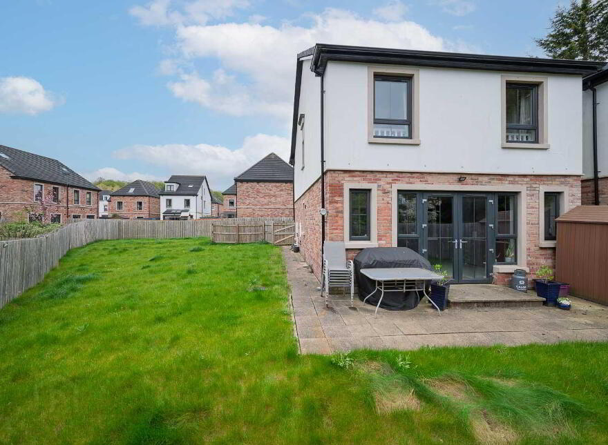 17 Castlehill Wood, Belfast, BT4 3PJ