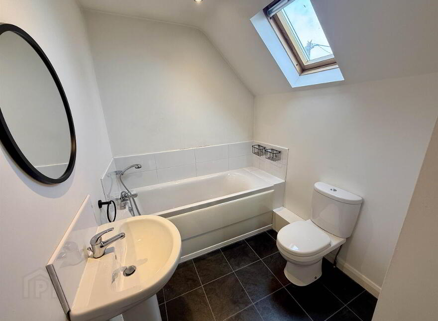 2a Thiepval Avenue, Belfast, BT6 9JF
