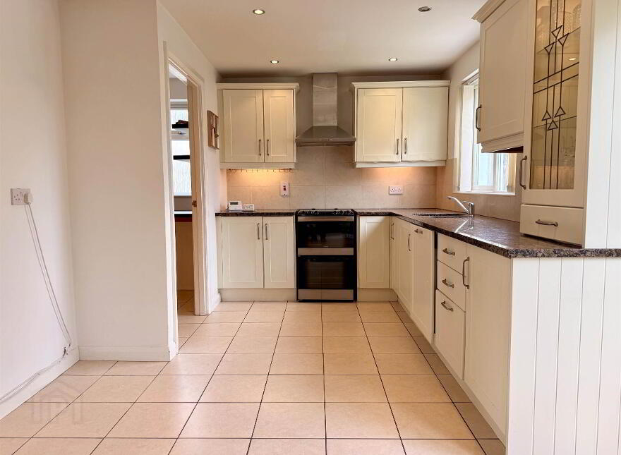 2a Thiepval Avenue, Belfast, BT6 9JF