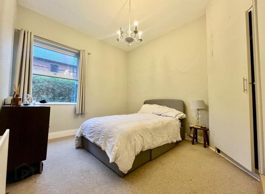 86 Balmoral Avenue, Belfast, BT9 6NY