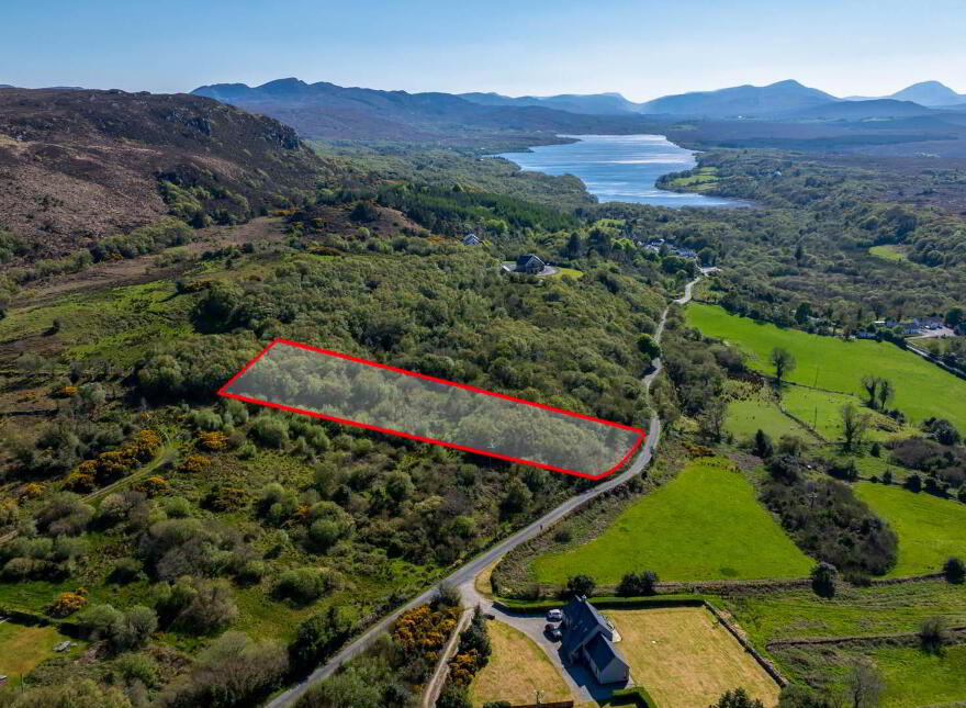 Land, In High Glen, Glenmenagh, Carrigart