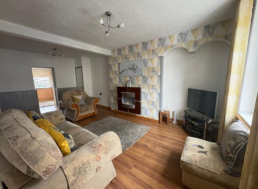37 New Street, Sion Mills, BT82 9HS
