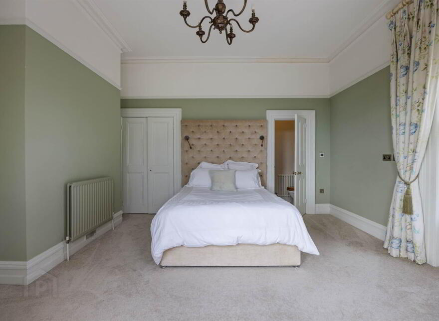 Benburb House, 31 Kings Road, Ballyhackamore, Belfast, BT5 6JG