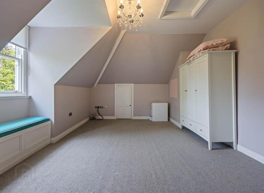 Benburb House, 31 Kings Road, Ballyhackamore, Belfast, BT5 6JG