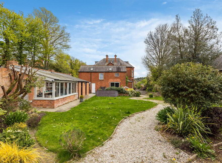 Benburb House, 31 Kings Road, Ballyhackamore, Belfast, BT5 6JG