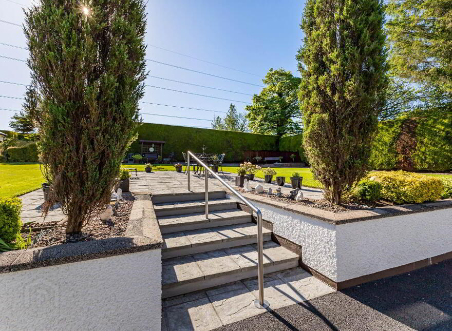 18 Whinney Hill, Lisburn, BT28 3UZ