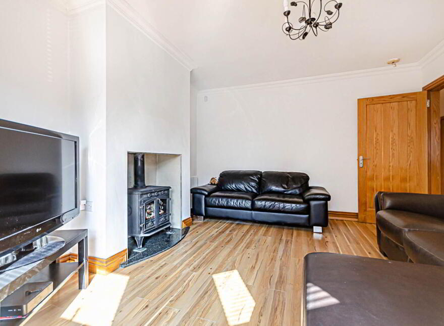 59 Onslow Gardens, Ravenhill, Belfast, BT6 0AQ