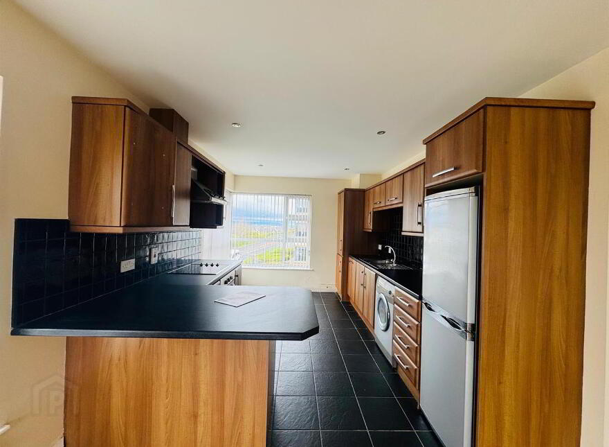 4 Woodside Heights, Derry, BT47 2LQ