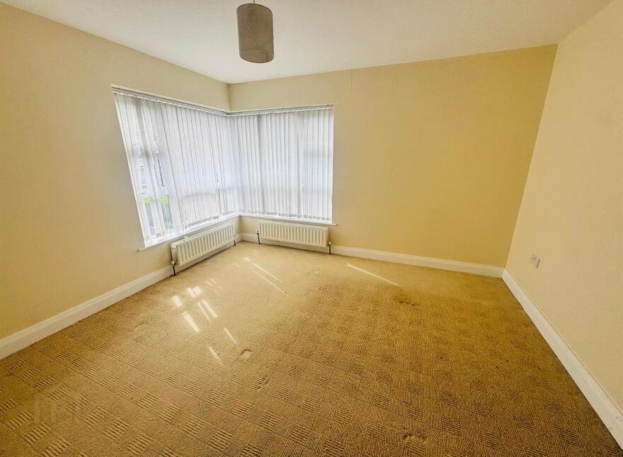 4 Woodside Heights, Derry, BT47 2LQ