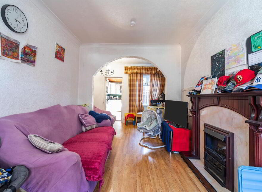 20 Ebor Parade, Belfast, BT12 6NS