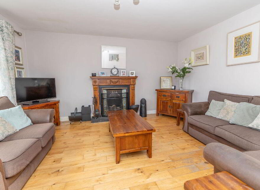 13 Cloughmore View, Warrenpoint, Newry, BT34 3TP