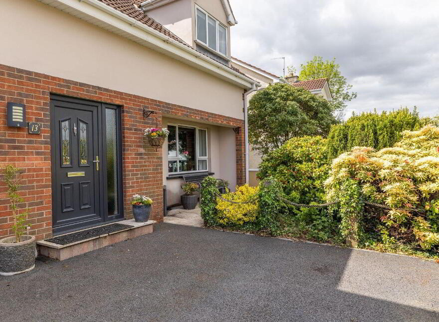 13 Cloughmore View, Warrenpoint, Newry, BT34 3TP