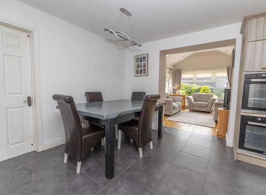 13 Cloughmore View, Warrenpoint, Newry, BT34 3TP