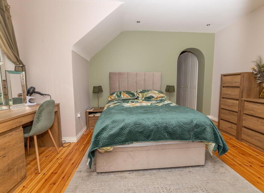 13 Cloughmore View, Warrenpoint, Newry, BT34 3TP