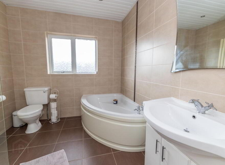 13 Cloughmore View, Warrenpoint, Newry, BT34 3TP