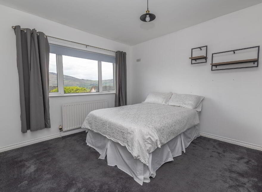 13 Cloughmore View, Warrenpoint, Newry, BT34 3TP