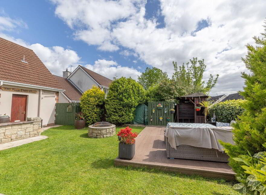 13 Cloughmore View, Warrenpoint, Newry, BT34 3TP