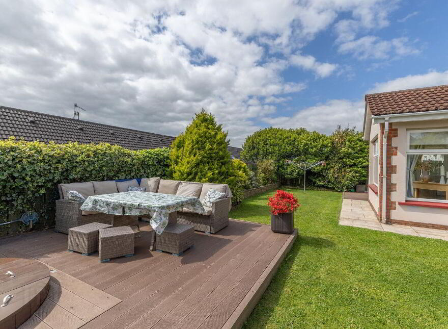 13 Cloughmore View, Warrenpoint, Newry, BT34 3TP