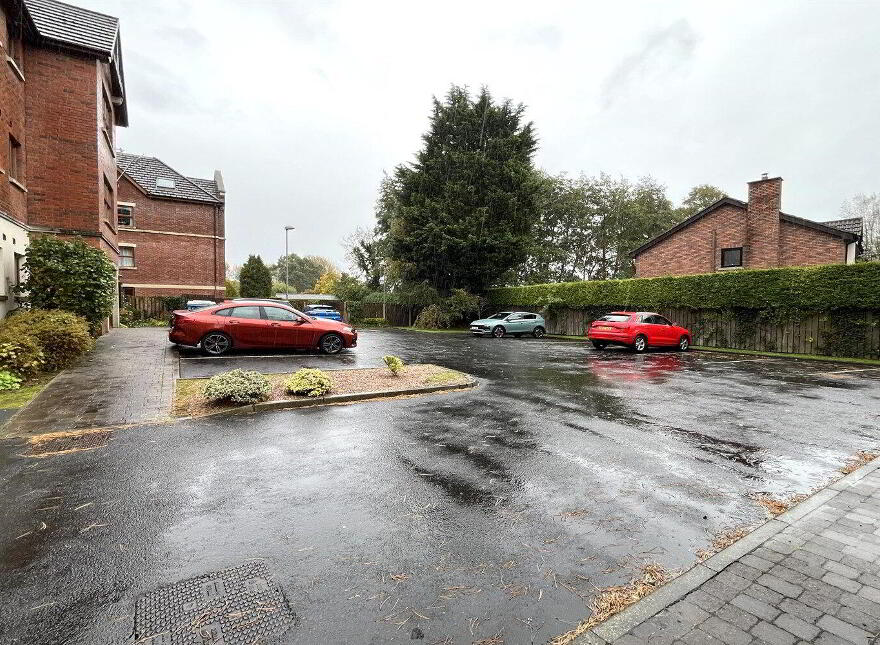 Apartment 11 Greenwich Mews 24 Upper Lisburn Road, Belfast, BT10 0FL