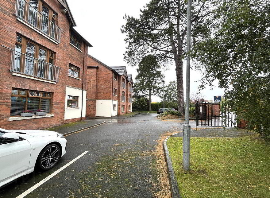 Apartment 11 Greenwich Mews 24 Upper Lisburn Road, Belfast, BT10 0FL