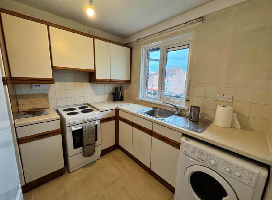 7d Glassillan Grove, Greenisland, Carrickfergus, BT38 8TE
