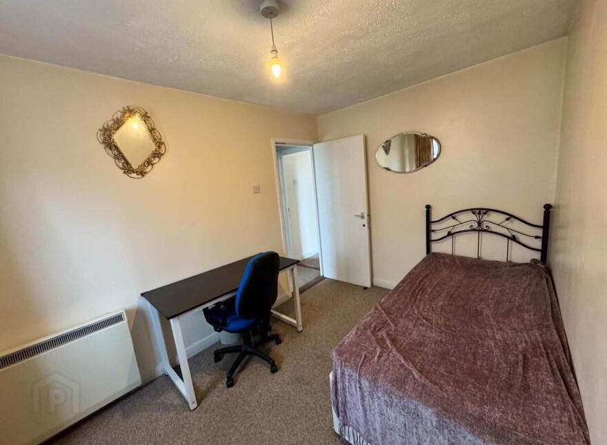 7d Glassillan Grove, Greenisland, Carrickfergus, BT38 8TE
